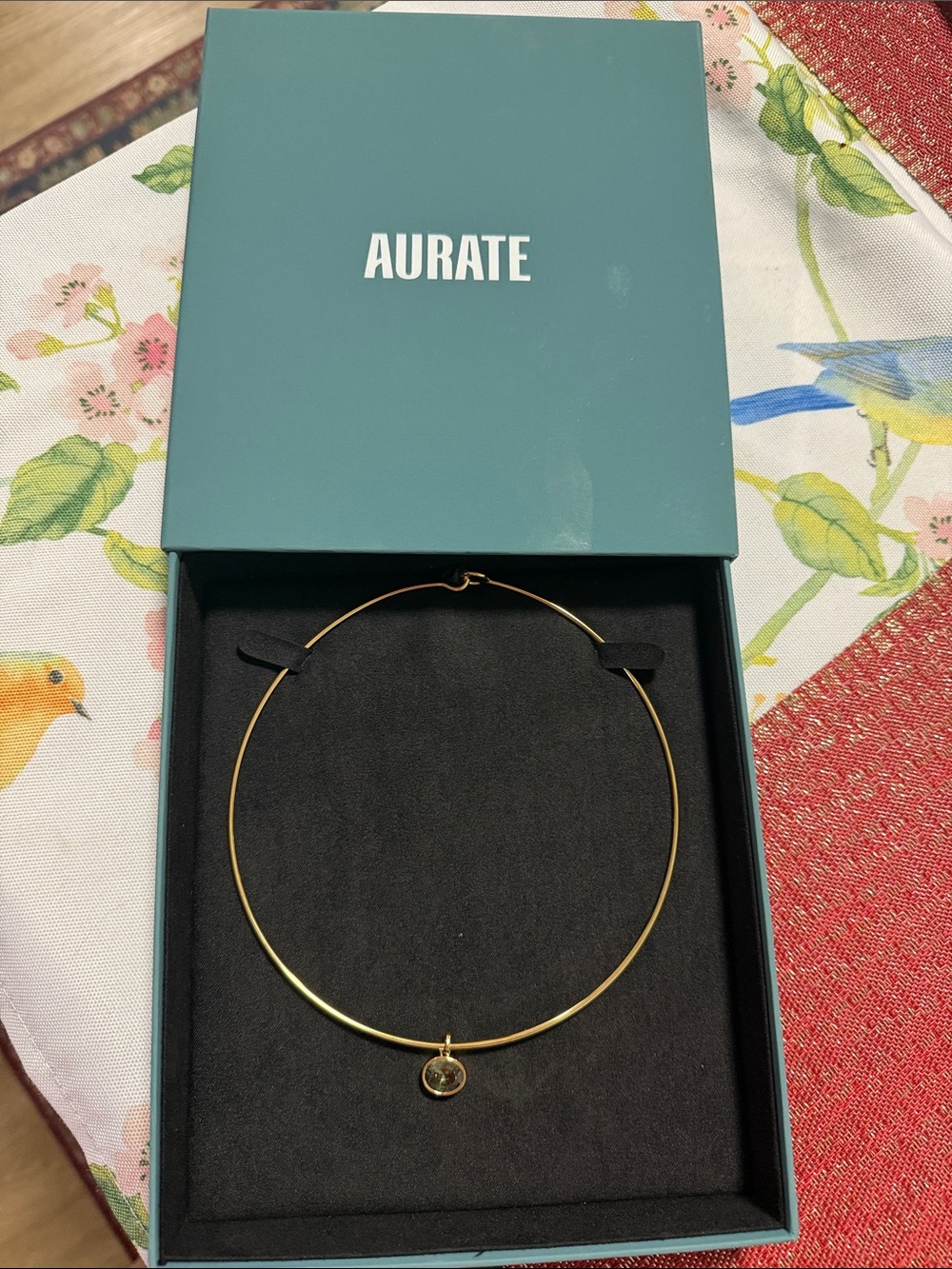 New Aurate Green sapphire oval pendant collar necklace